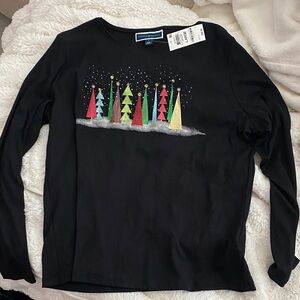 BNWT!✨ Karen Scott Black Long Sleeve with Festive Tree Design